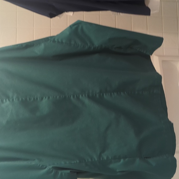 Amazon Essentials Green - Picture 3 of 3